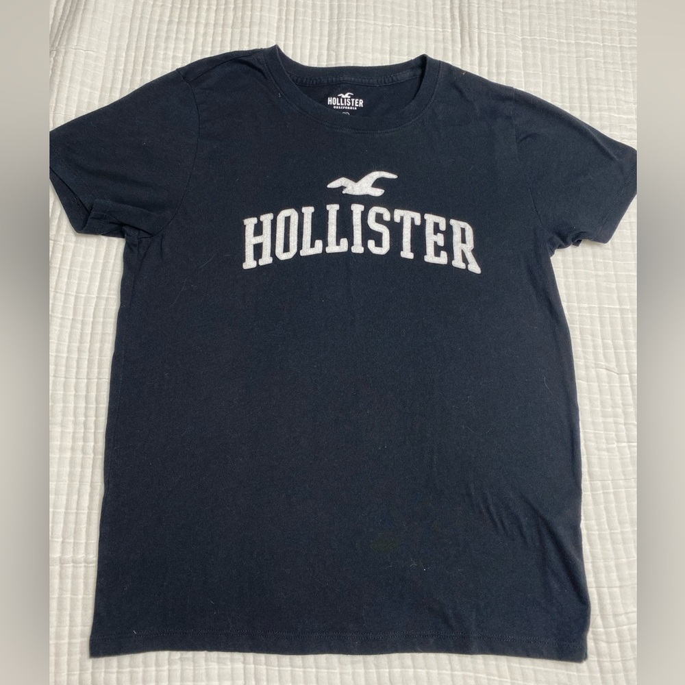 Hollister Tee